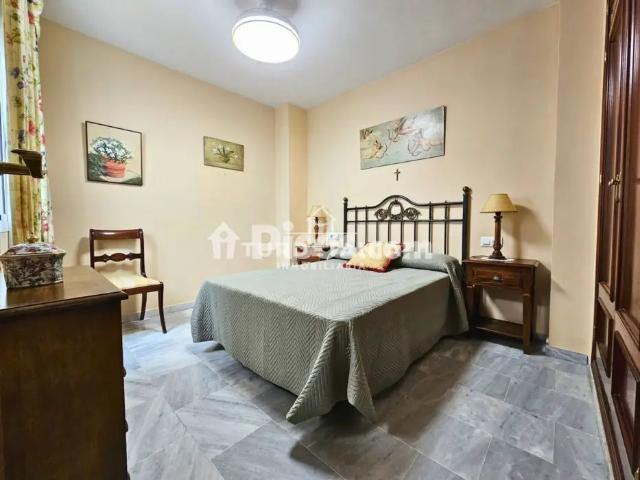 Piso en alquiler en Centro Calzada