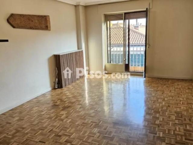 Piso en alquiler en Centro Casco Histórico