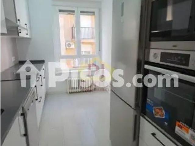 Piso en alquiler en Centro Casco Histórico