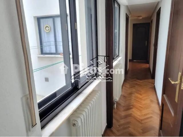Piso en alquiler en Centro Casco Histórico