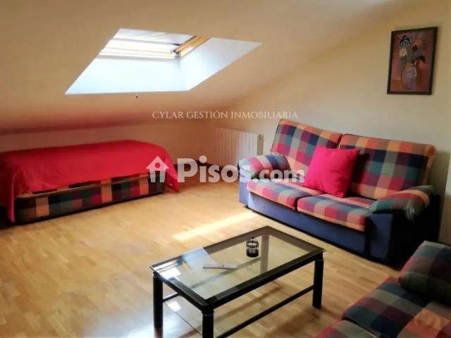 Piso en alquiler en Centro Casco Histórico