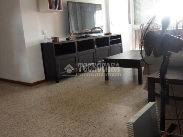 Piso en alquiler en Cerro Amate