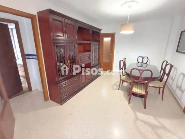 Piso en alquiler en Ciudad Jardín Zoco