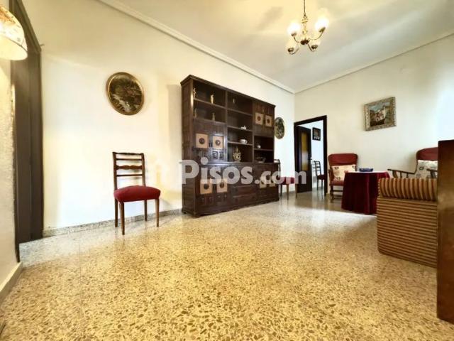 Piso en alquiler en Ciudad Jardín Zoco