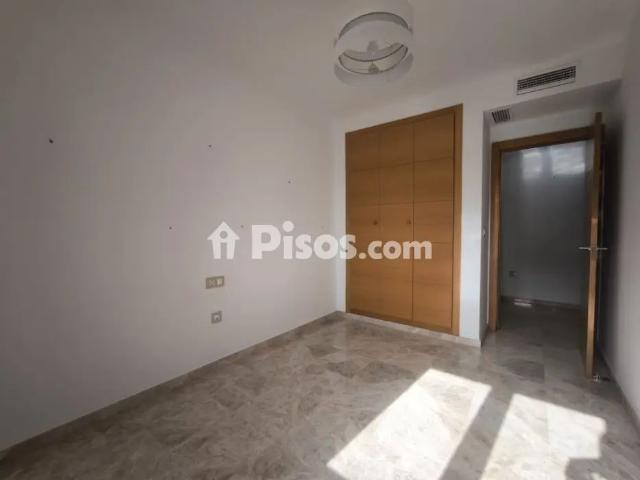 Piso en alquiler en Ciudad Jardín Zoco
