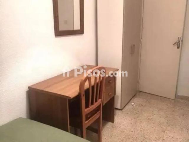 Piso en alquiler en Ciudad Jardín Zoco