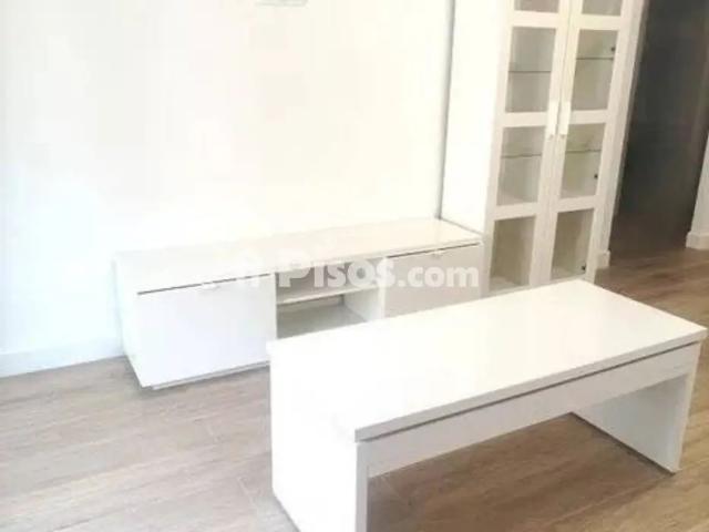 Piso en alquiler en Ciudad Jardín Zoco