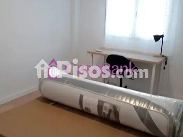 Piso en alquiler en Ciudad Jardín Zoco