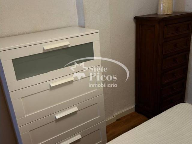 Piso en alquiler en Conde de Sepúlveda, Segovia Capital