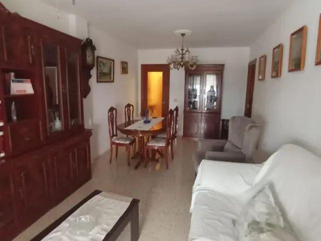 Piso en alquiler en Constitución