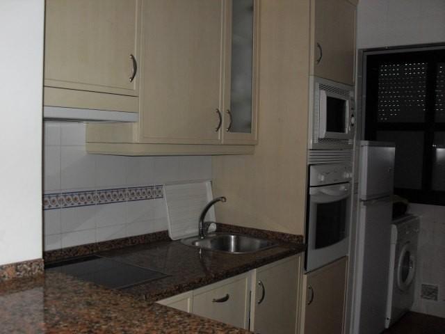 Piso en alquiler en Costa Ballena Largo norte Rota, 999 €/mes