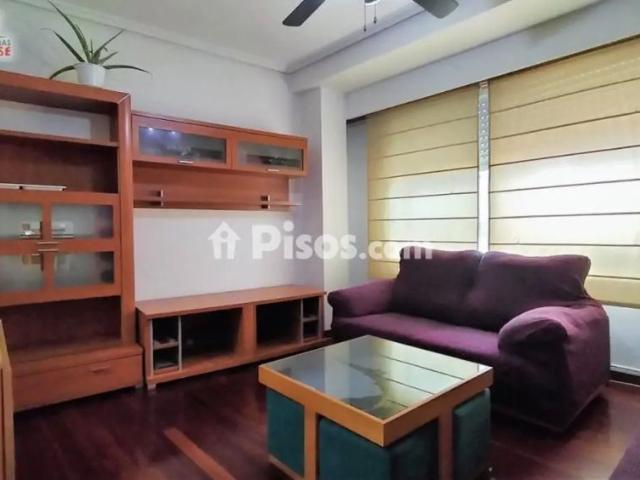 Piso en alquiler en Couto