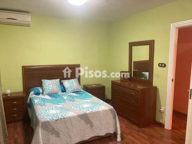 Piso en alquiler en Delicias