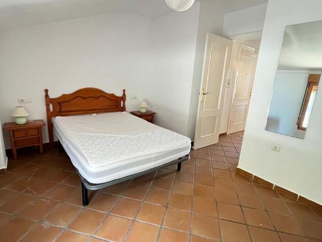 PISO EN ALQUILER EN EL ALBAYZIN