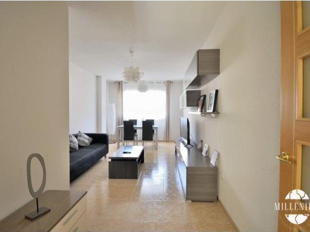Piso en alquiler en El Puerto Coslada · 3 hab. · Urbanización con piscina, garaje y trastero