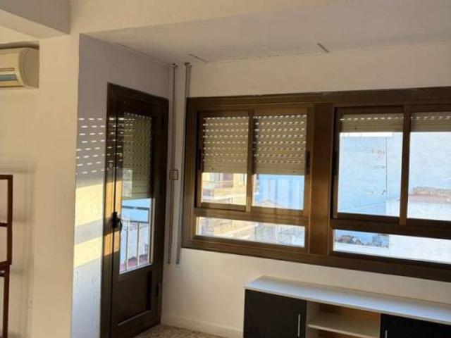 Piso en Alquiler en Elda