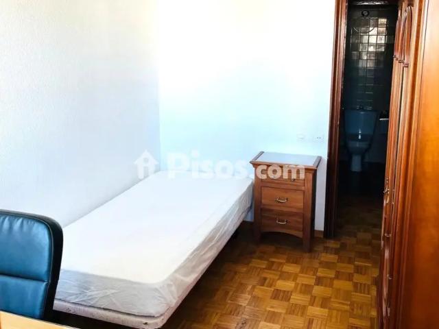 Piso en alquiler en Elviña Barrio Flores Matogrande Someso