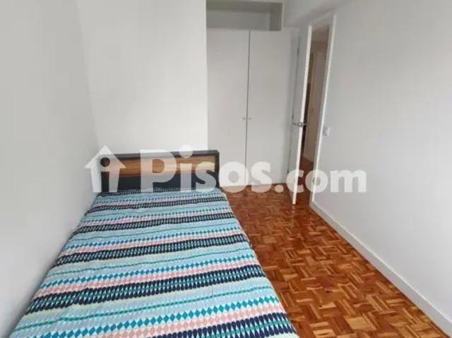 Piso en alquiler en Elviña Barrio Flores Matogrande Someso