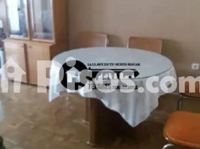 Piso en alquiler en Ensanche Franciscanos
