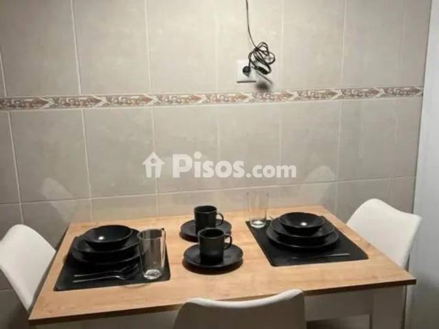 Piso en alquiler en Ensanche