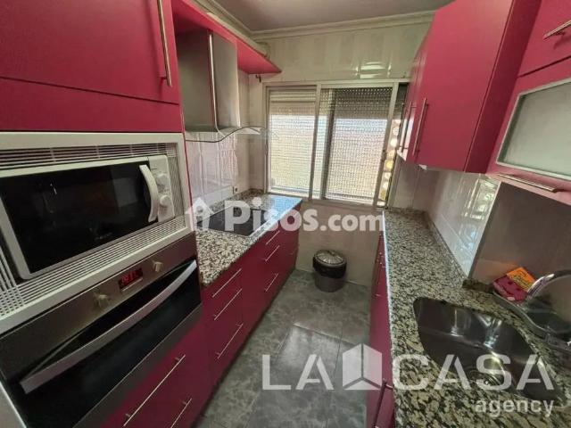 Piso en alquiler en Entrenúcleos