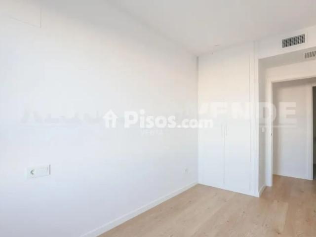 Piso en alquiler en Entrenúcleos