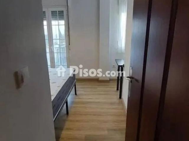 Piso en alquiler en Feria Alameda