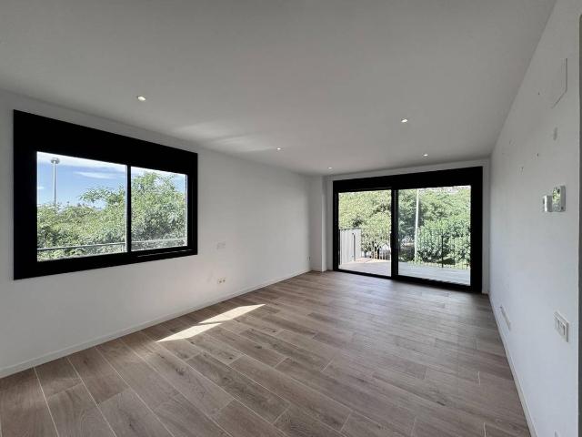 Piso en Alquiler en Finestrelles