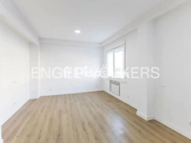 Piso en alquiler en Guindalera