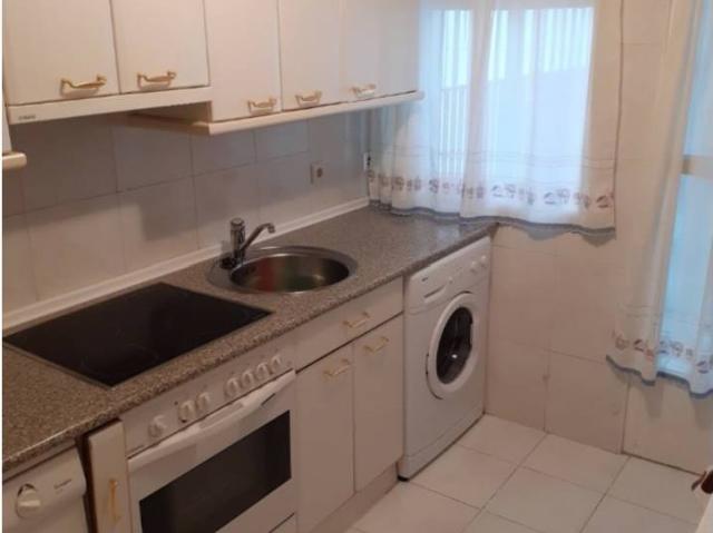 Piso en alquiler en Gamonal Capiscol 09007