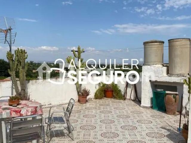 Piso en alquiler en Garres y Lages