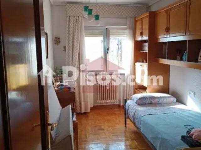 Piso en alquiler en Garrido Sur