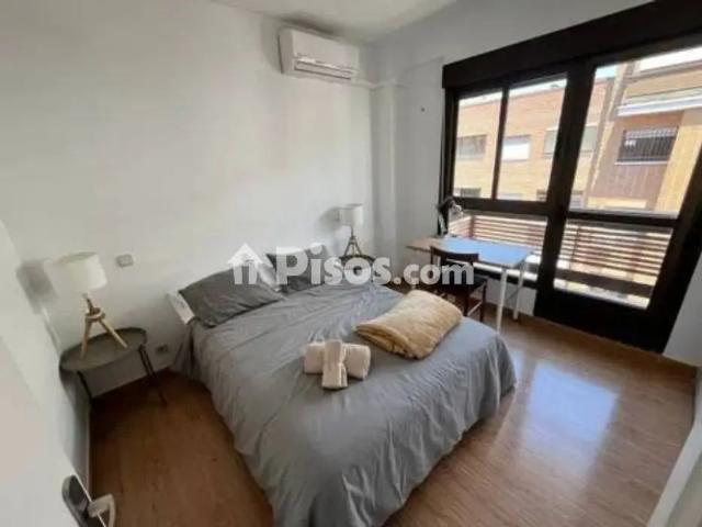 Piso en alquiler en Goya