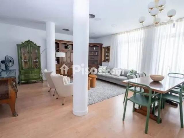 Piso en alquiler en Goya