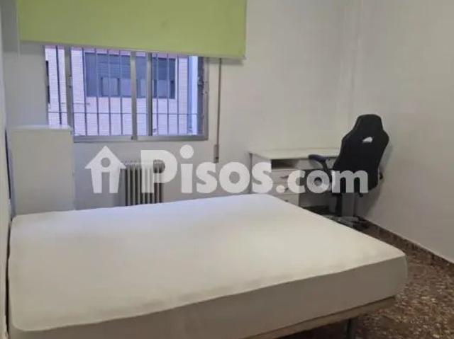 Piso en alquiler en Granada