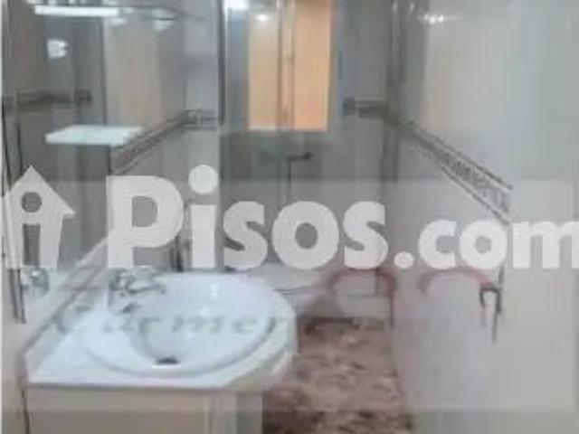 Piso en alquiler en Granada Capital