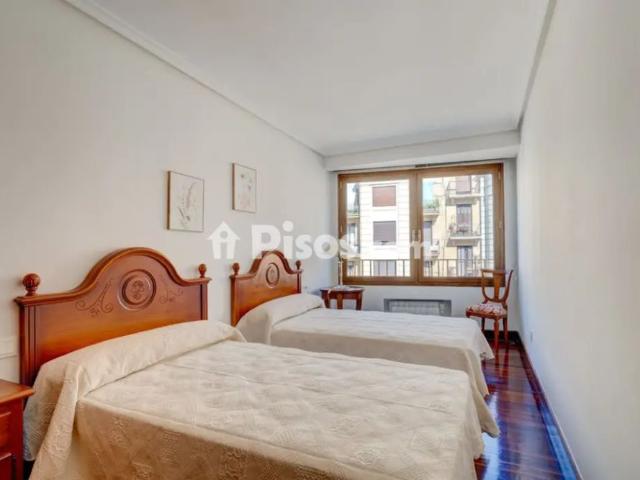 Piso en alquiler en Gros