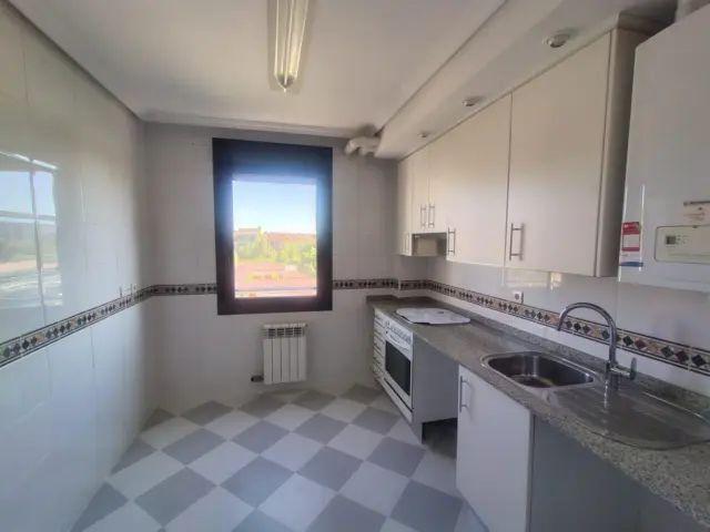 Piso en alquiler en Huerta del Rey