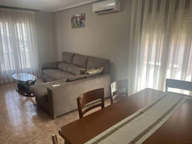 Piso en Alquiler en Híjar