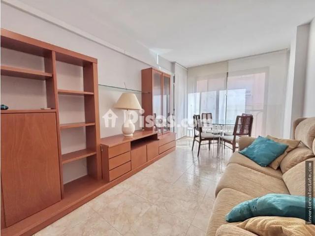 Piso en alquiler en Hnos. Bou