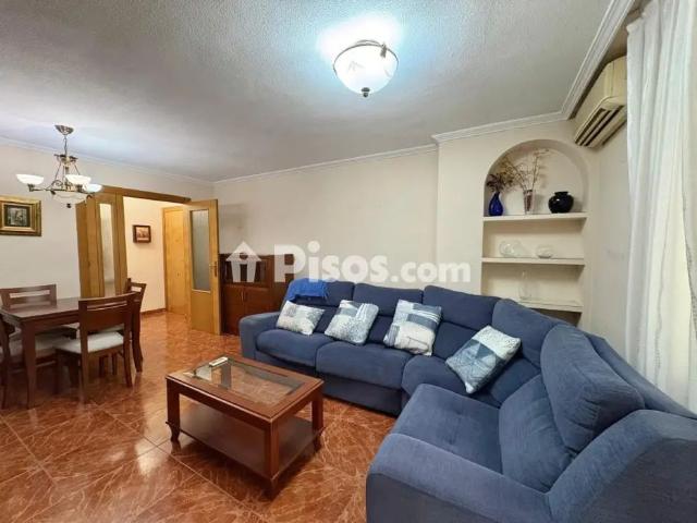 Piso en alquiler en Infante Juan Manuel
