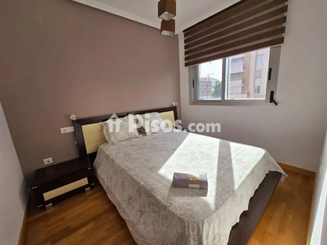 Piso en alquiler en Juan de Borbón