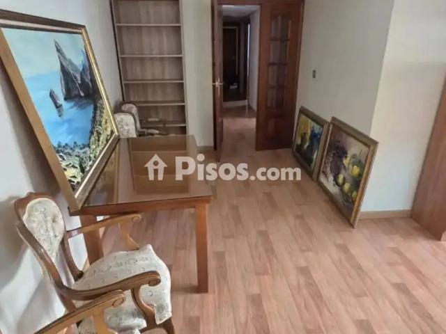 Piso en alquiler en Jaén Capital