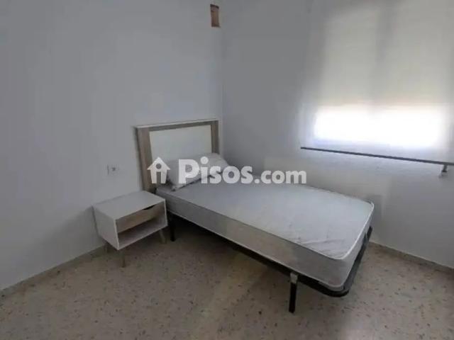 Piso en alquiler en Lucena