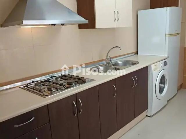 Piso en alquiler en Lucena