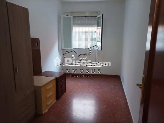 Piso en alquiler en Lucena