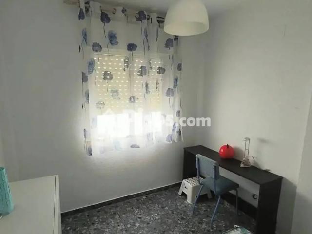 Piso en alquiler en Lucena