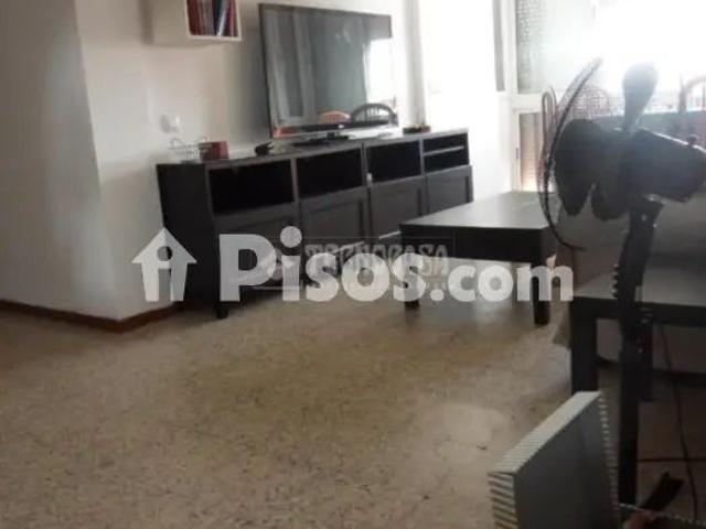 Piso en alquiler en La Oliva Polígono Sur