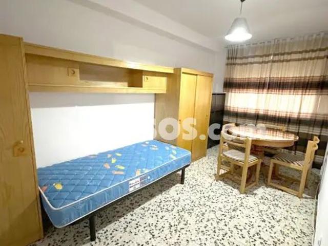 Piso en alquiler en La Almozara