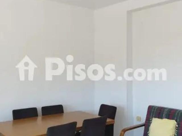 Piso en alquiler en La Colonia